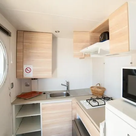 Campingplatz Le Clos Du Rhone
